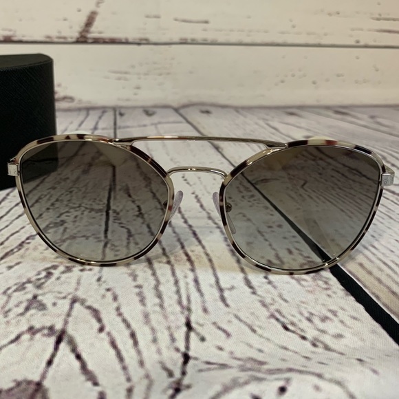 gucci eyeglass frames